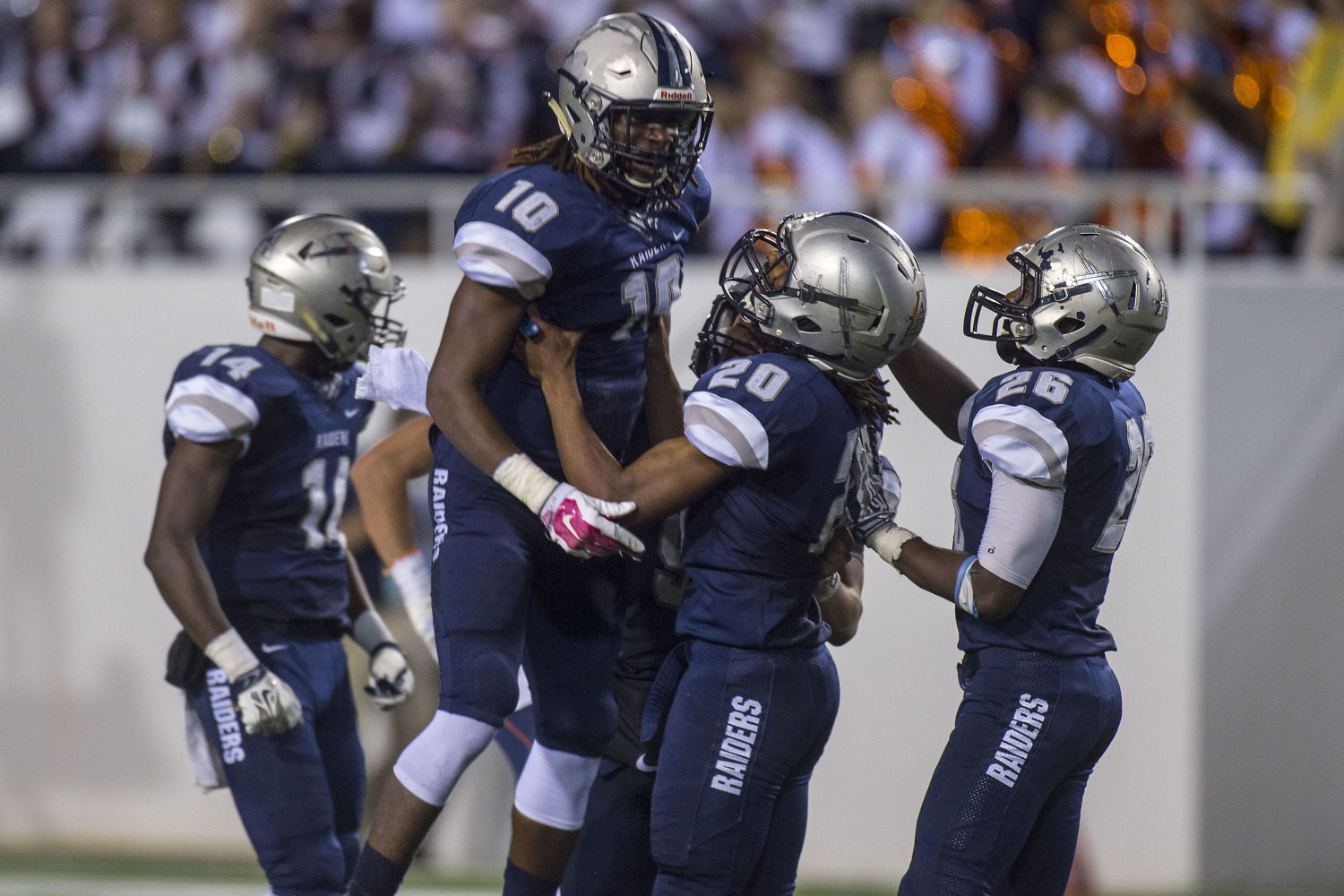 LNA 12132015 Raiders 18.jpg